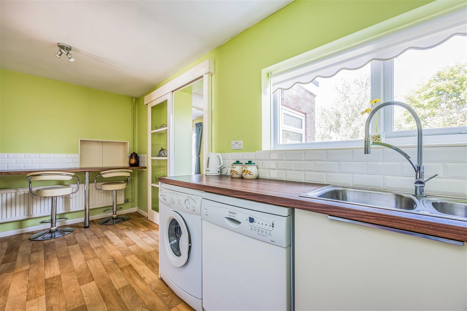 35 Sidlesham Close, Hayling Island-Small-PorticoMa